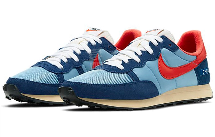 Nike Challenger