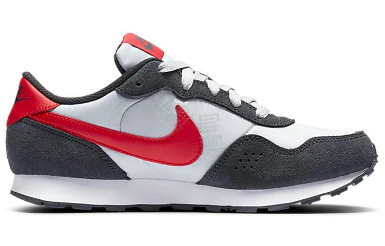 Nike MD Valiant GS
