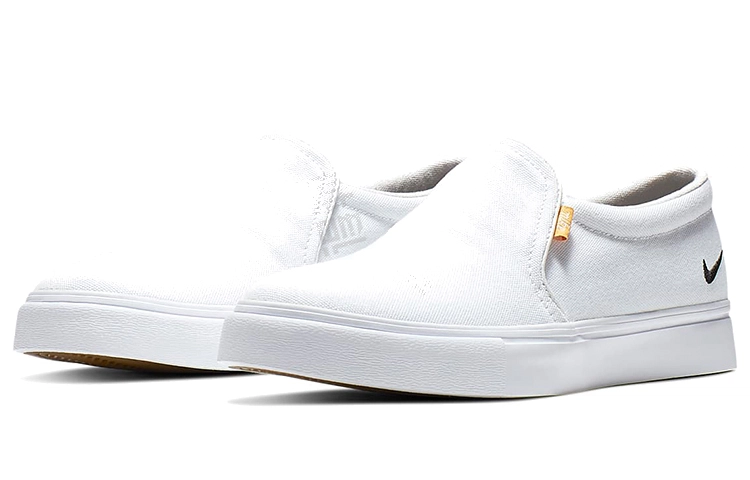 Nike Court Royale AC