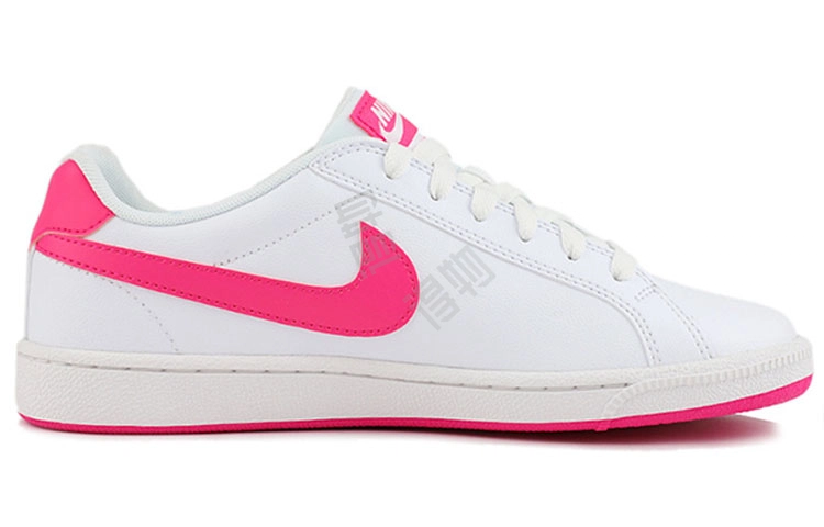 Nike Court Majestic
