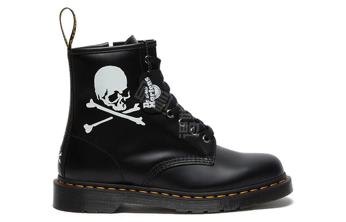 Mastermind World x Dr.Martens 1460