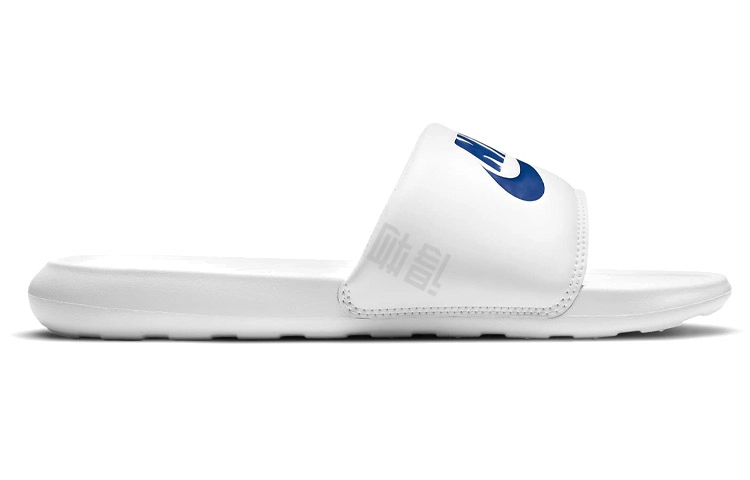Nike victori one slide