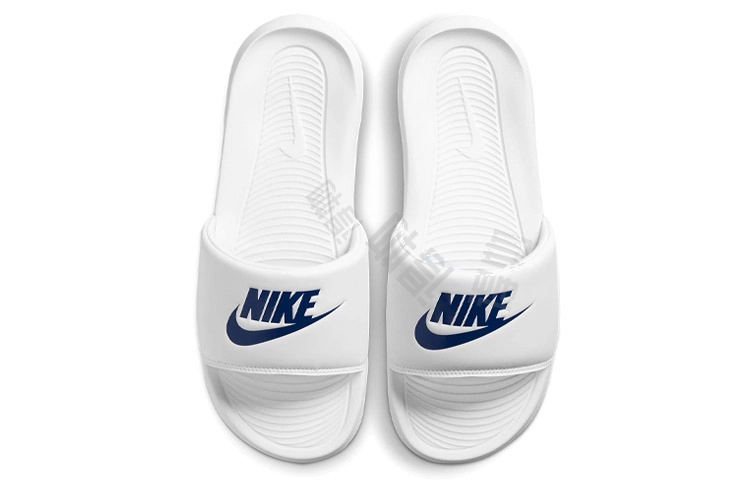 Nike victori one slide