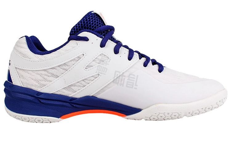 YONEX Power Cushion
