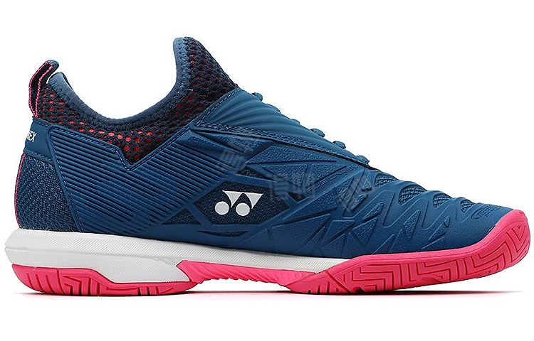 YONEX