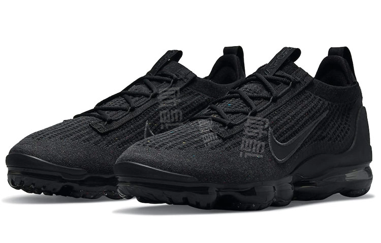 Nike Vapormax triple black