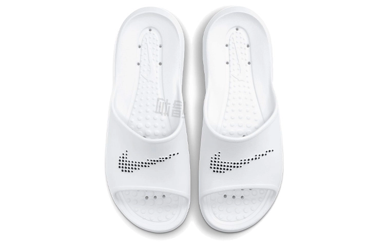 Nike Victori One