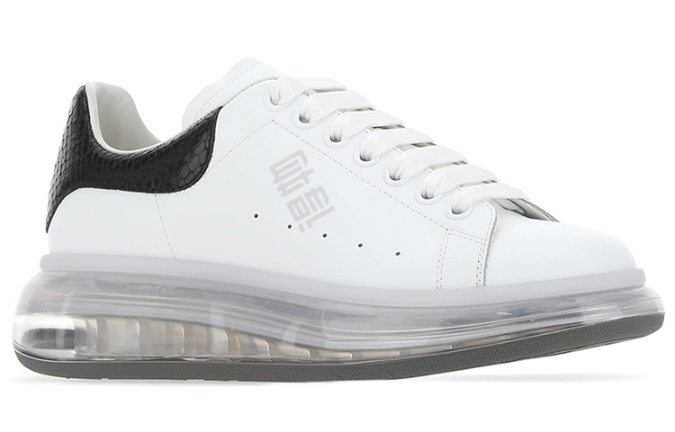 Alexander McQueen Larry
