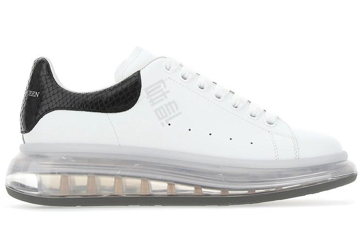 Alexander McQueen Larry