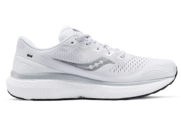 Saucony Triumph 18