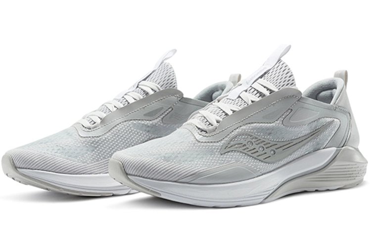 Saucony Humming