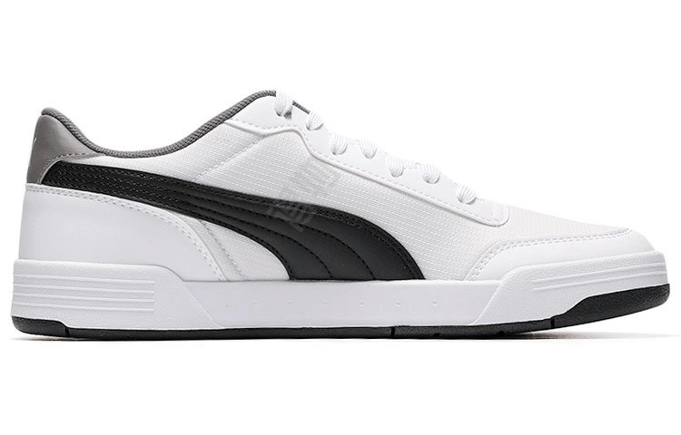 PUMA Caracal Style