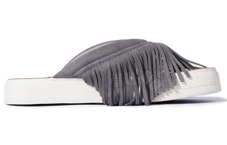 xVESSEL Tassel Toe Slides