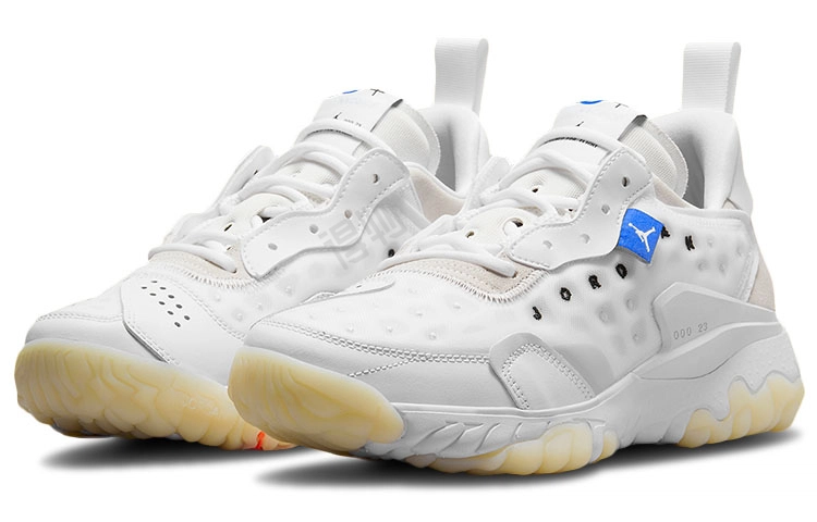 Jordan Delta 2 white royal