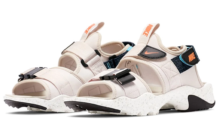 Nike Canyon