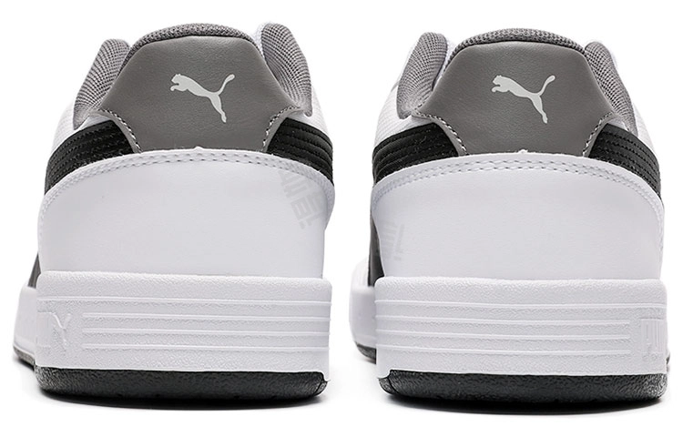 PUMA Caracal Style