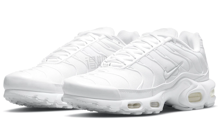 Nike Air Max Plus Triple White