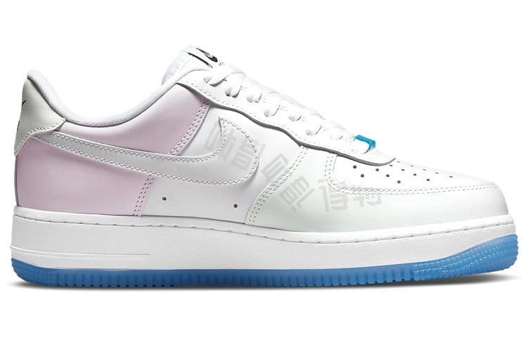Nike Air Force 1 07 lx "photochromic"
