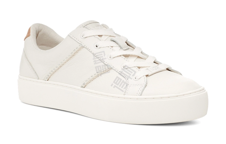 UGG Dinale