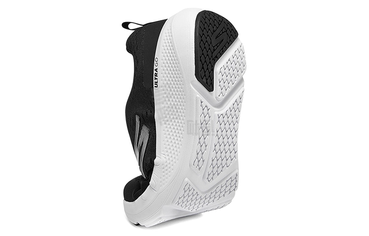 Skechers GO RUN Elevate