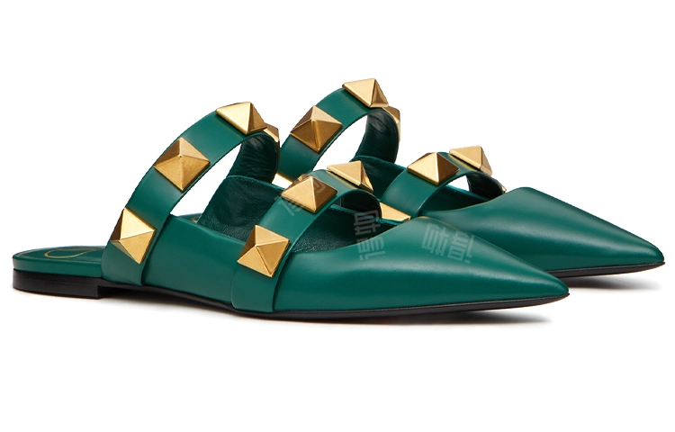 Valentino Roman Stud