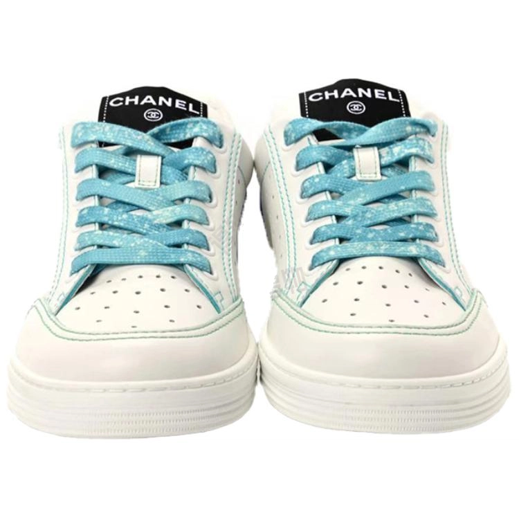 CHANEL Low-Top