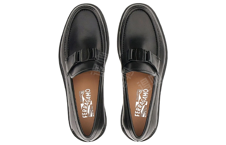 FERRAGAMO Vara