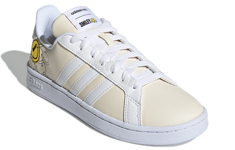 SMILEY x adidas neo GRAND COURT