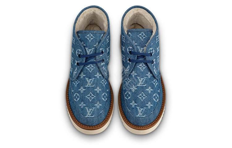 LOUIS VUITTON Cosy