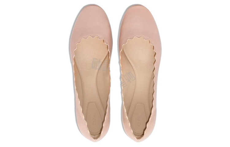Chloe Flat
