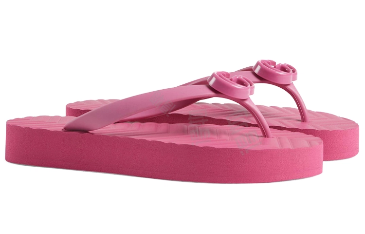 GUCCI PVC V