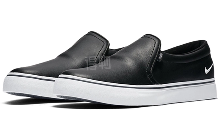 Nike Court Royale AC Slip-On