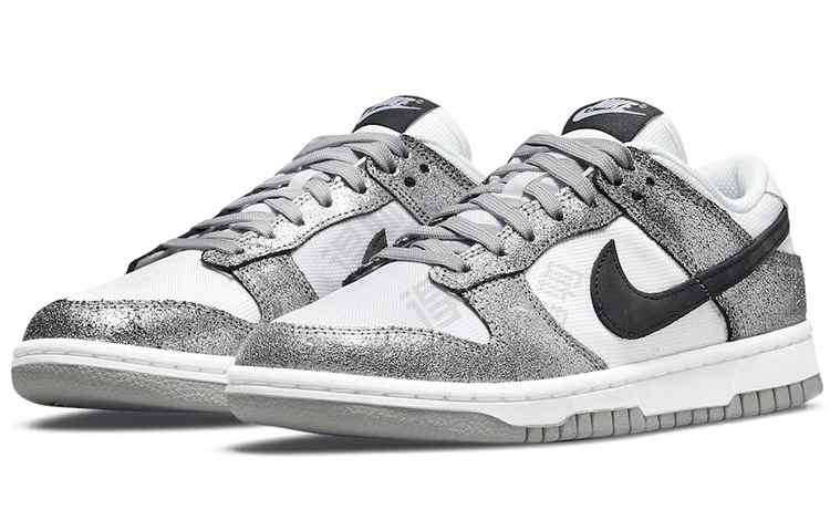 Nike Dunk Low Retro "Golden Gals"
