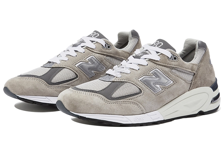 New Balance NB 990 V2