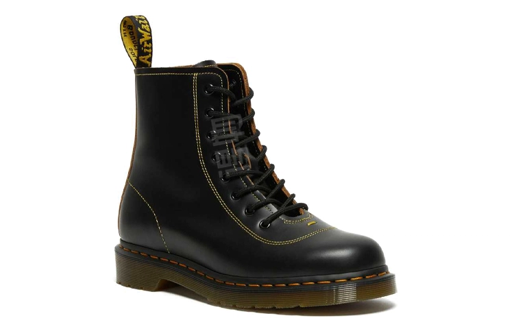 Dr.Martens Pharsmond