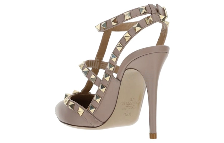 Valentino Rockstud
