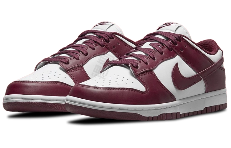 Nike Dunk Low dark beetroot