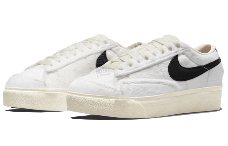 Nike Blazer Low Platform