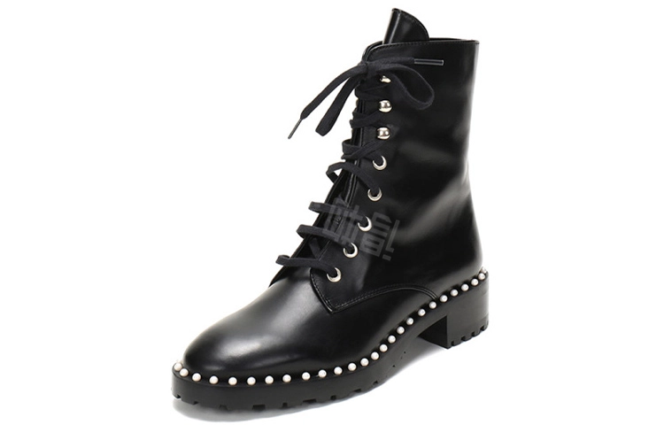 Stuart Weitzman