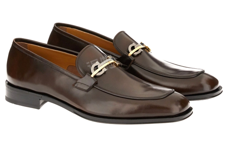 FERRAGAMO Gancini