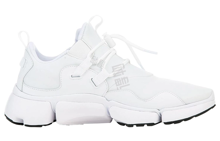 Nike Pocketknife DM