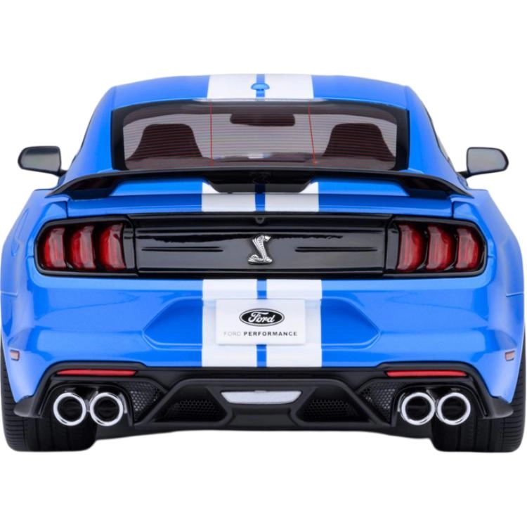 AUTOart 118 FORD MUSTANG SHELBY GT500