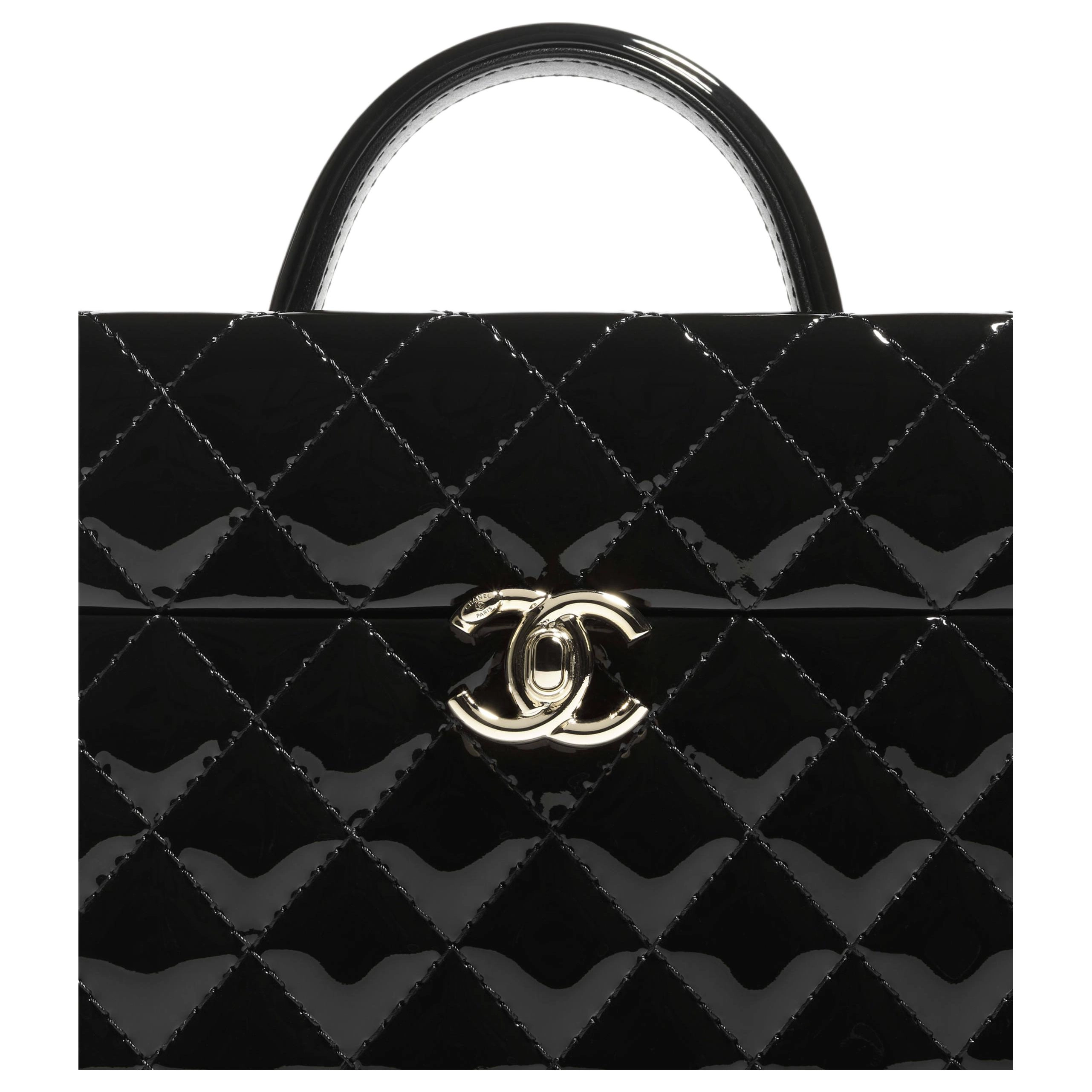 CHANEL 202425A C LOGO