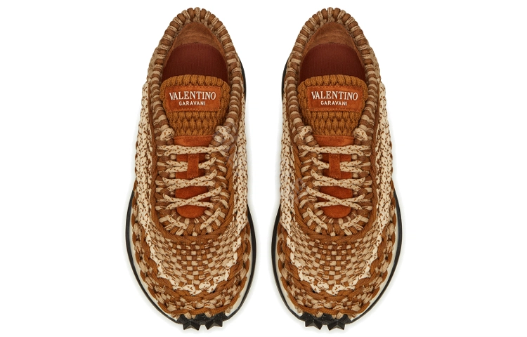 Valentino Crochet