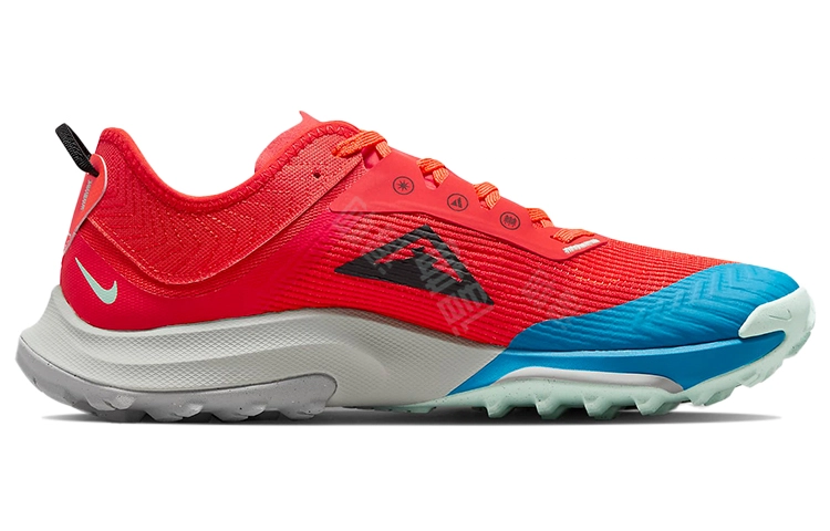 Nike Air Zoom Terra Kiger 8