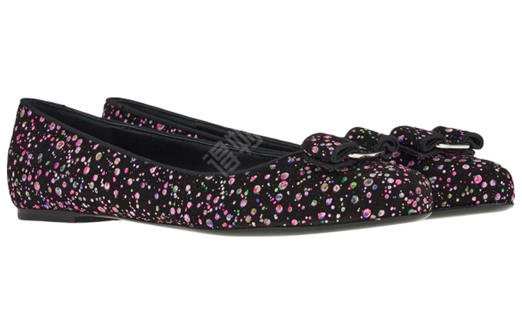 FERRAGAMO Vara