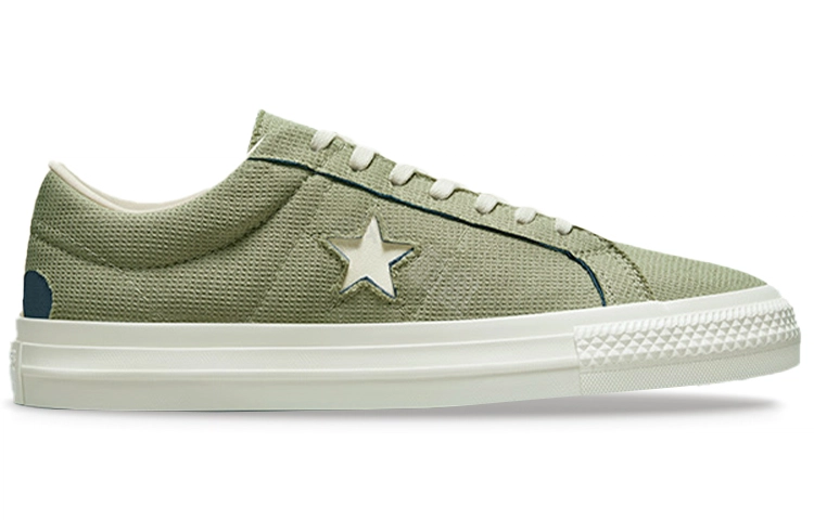 Converse one star Tri-Panel Reveal