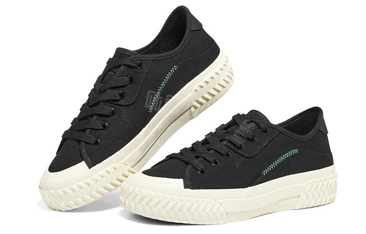 Skechers Street Trax Hi