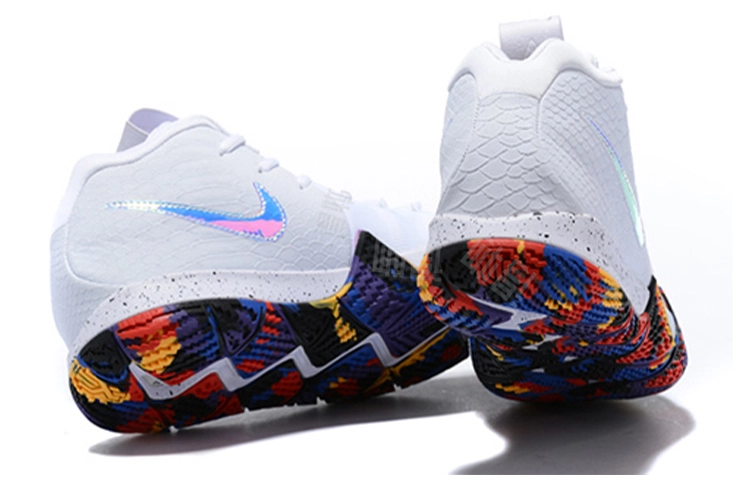 Nike Kyrie 4 NCAA Tournament' 4 NCAA
