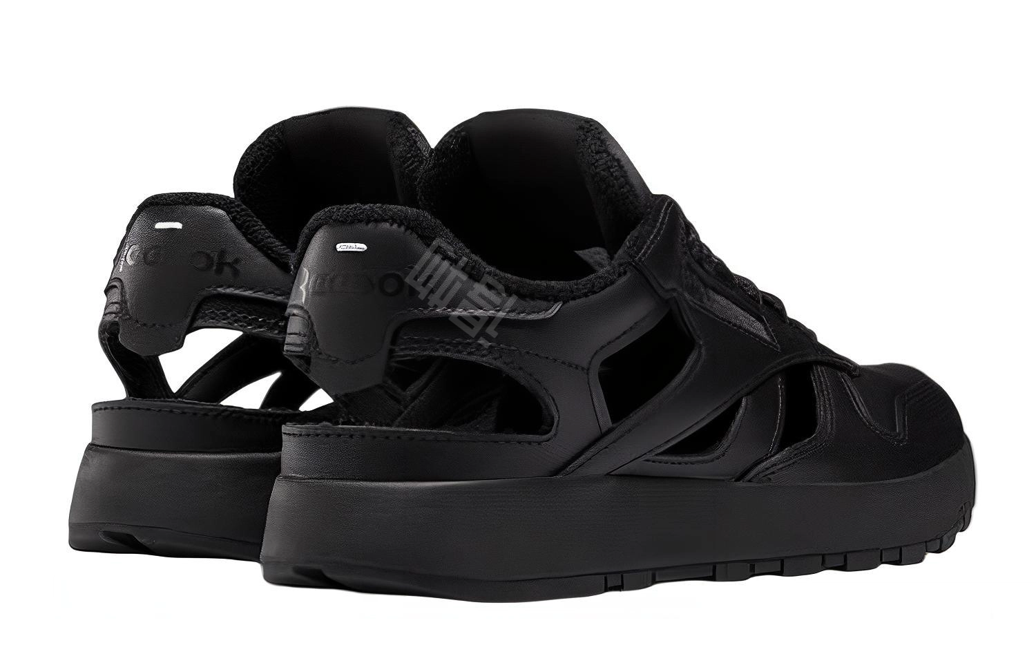 Reebok x Maison Margiela Tabi